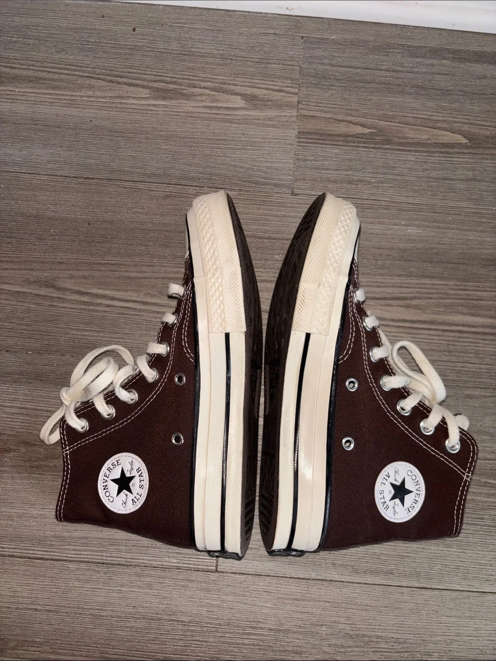 Converse Chuck 70 High in Dark Root
